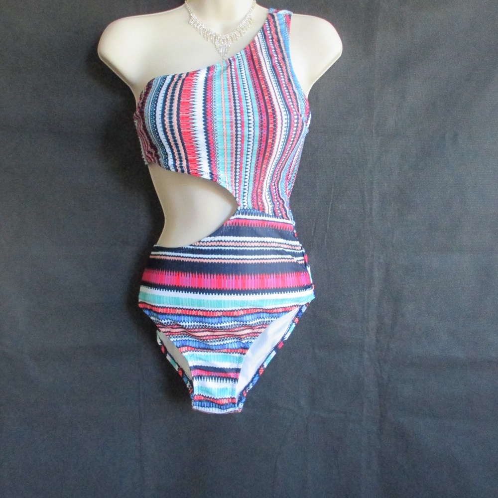 NWT - J. SIMPSON swimsuit - sz L - MSRP $108.00